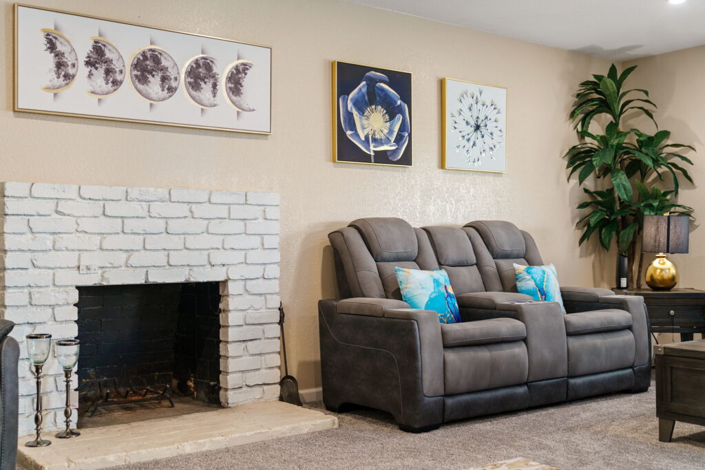 Family Ties gallery image